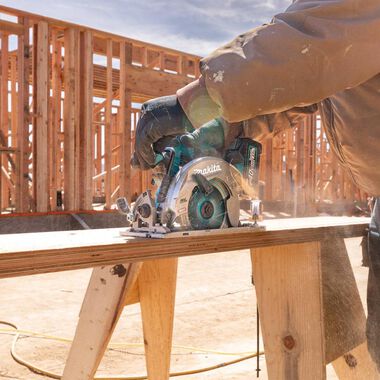 Makita 40V max XGT 6-1/2 in Circular Saw Cordless 4.0Ah Kit, AWS Capable, large image number 5