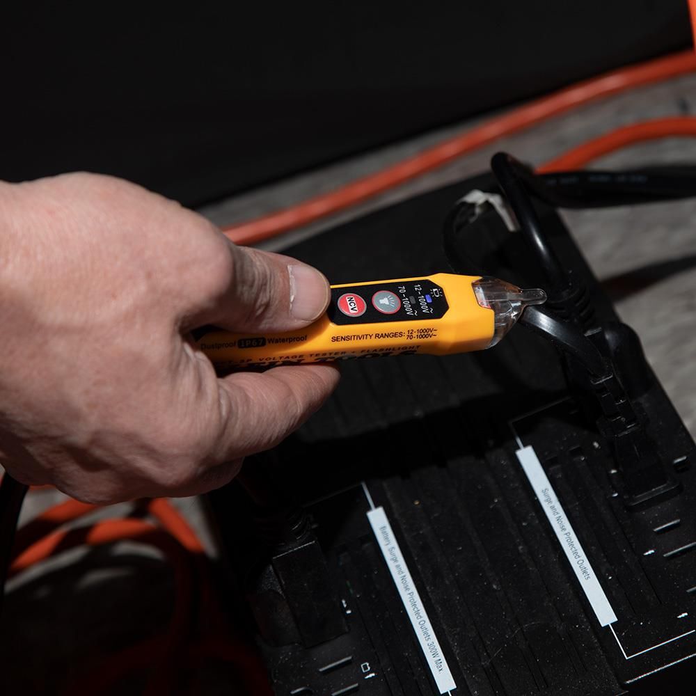 Klein Tools Promotional Dual Range NCVT with Flashlight, large image number 4