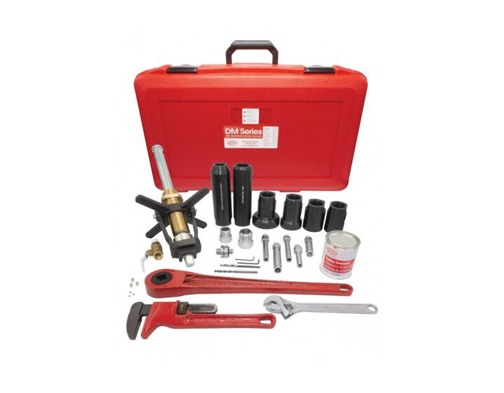 Reed Mfg 3/4 - 2 Inch AWWA and NPT Drilling Machine Kit, large image number 1