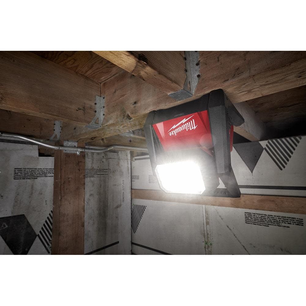 Milwaukee M18 Rover Dual Power Flood Light With Redlithium Xc Battery Bundle 2366 2048 11 1850 Simolary simolary.com 8