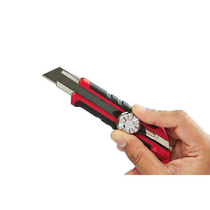 Milwaukee 18mm Snap-Off Knife Metal Lock, large image number 3