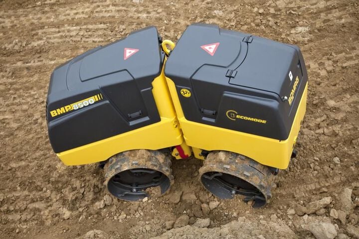 Bomag 33.5 Inch Multipurpose Compactor - Kubota D1005 Diesel Engine, large image number 1