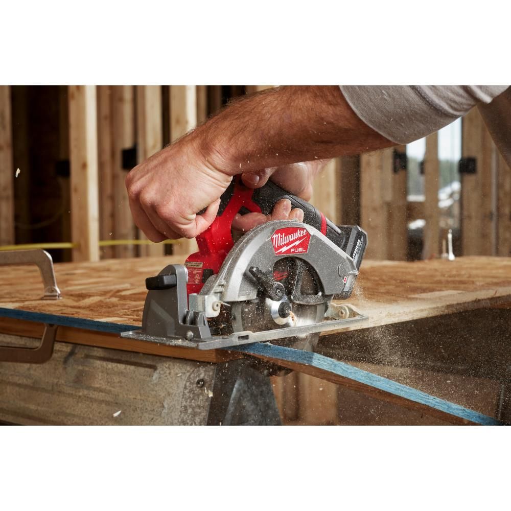 Milwaukee M12 FUEL 5-3/8 Inch Circular Saw Kit, large image number 11
