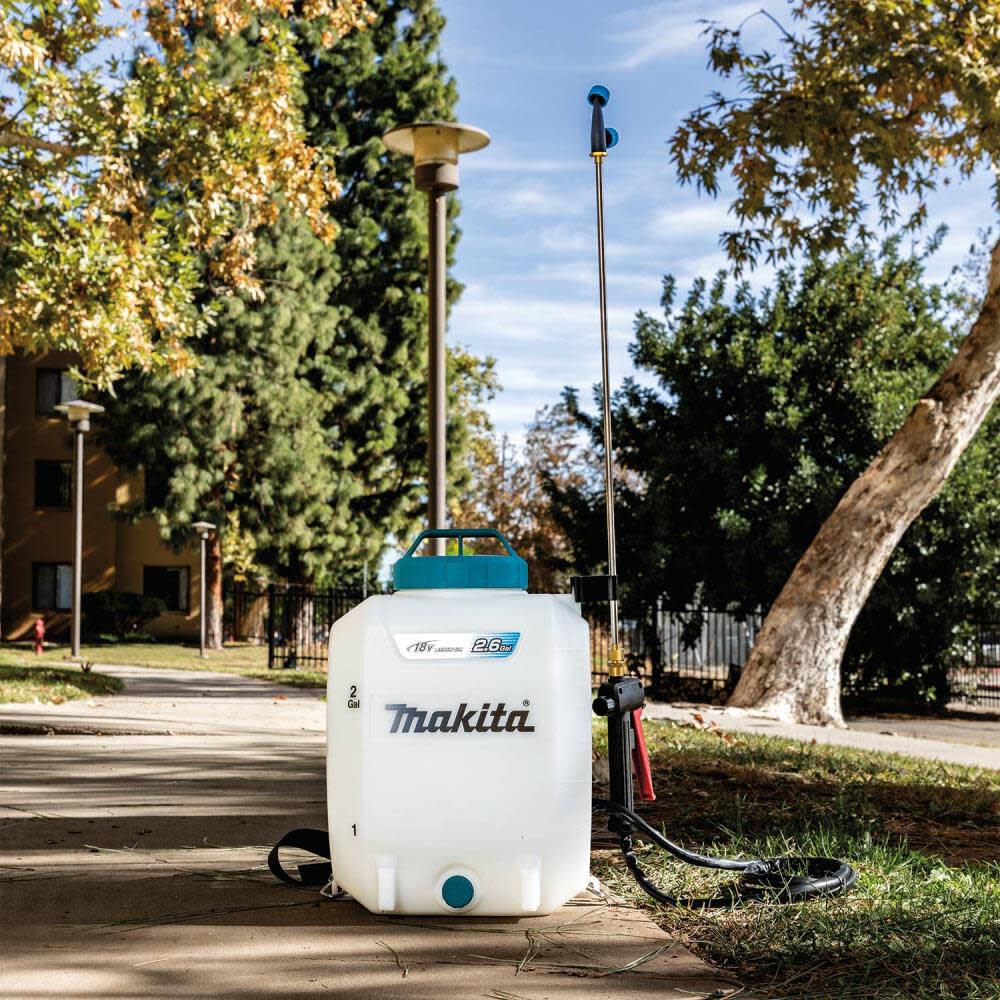 Makita cordless weed sprayer outlet