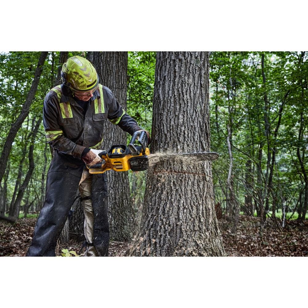 DEWALT 60V MAX Chainsaw 20inch Brushless Cordless Kit, large image number 8