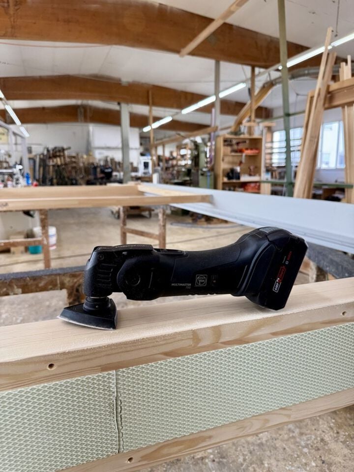 Fein MultiMaster AMM 700 Plus BLACK EDITION Cordless 18 V Oscillating Multi-Tool 4 Ah Kit, large image number 2