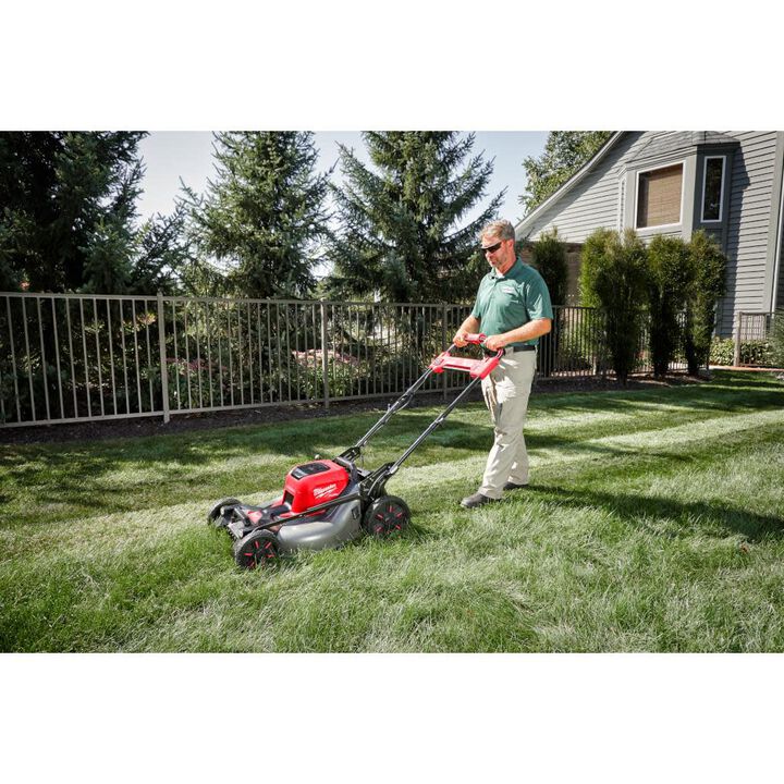 Milwaukee M18 FUEL 21inch Lawn Mower Kit & String Trimmer QUIK-LOK Bundle, large image number 14