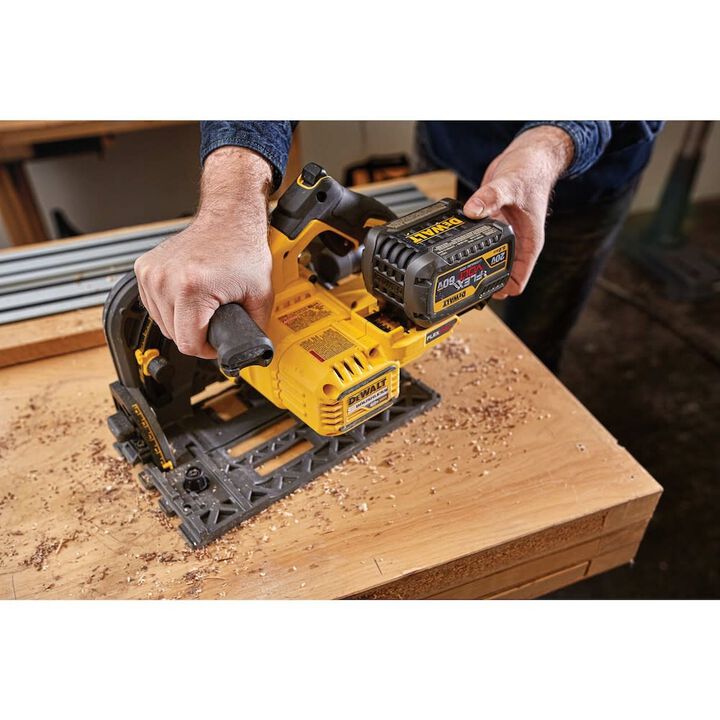 DEWALT TrackSaw Track Clamps & 60V MAX Cordless Track Saw Kit Bundle, large image number 20