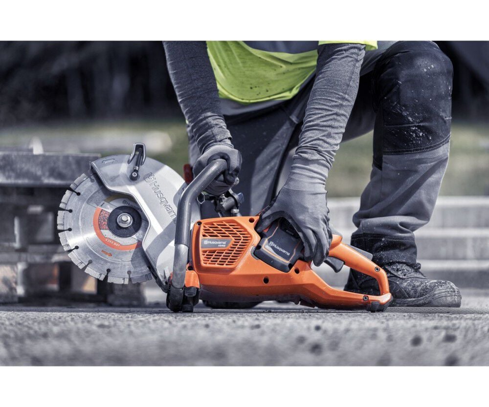 Husqvarna Construction K 540i 10-1/2 Inch Battery Power Cutter Body Only (Bare Tool) Reconditioned, large image number 7