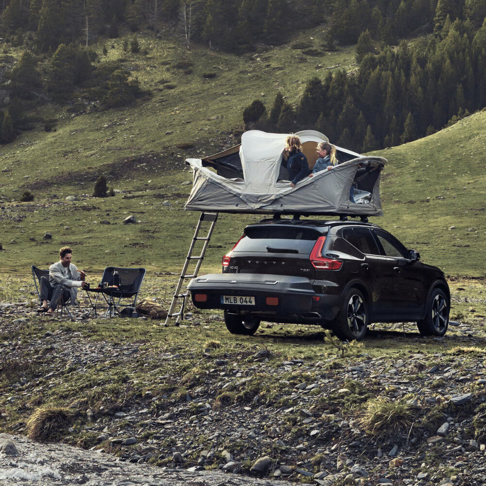 Hard shell hitch shop cargo carrier
