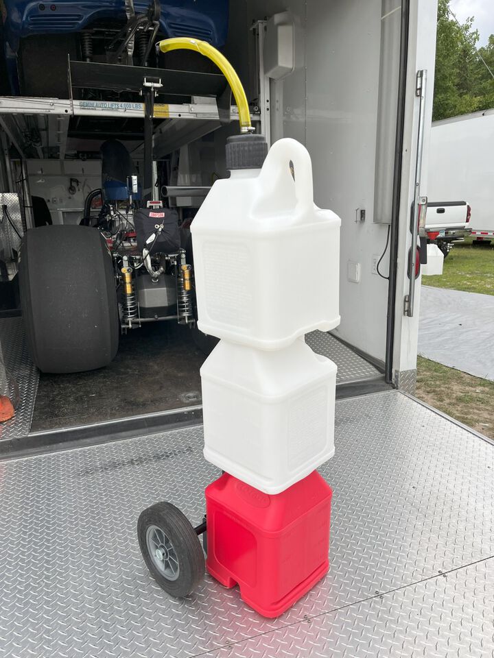 Flo-Fast 5 Gal Red Utility Can Stackable, large image number 9