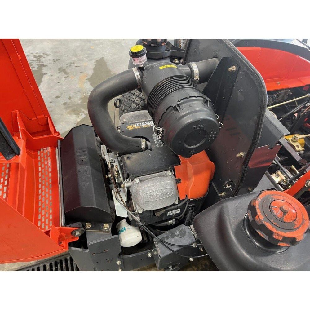 Kubota ZG327P 60 Inch Gasoline-Powered Zero Turn Lawn Mower
