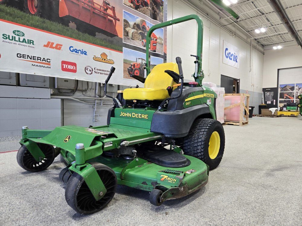 John Deere 997 72 Inch Z-Trak Zero-Turn Mower 2012, large image number 2