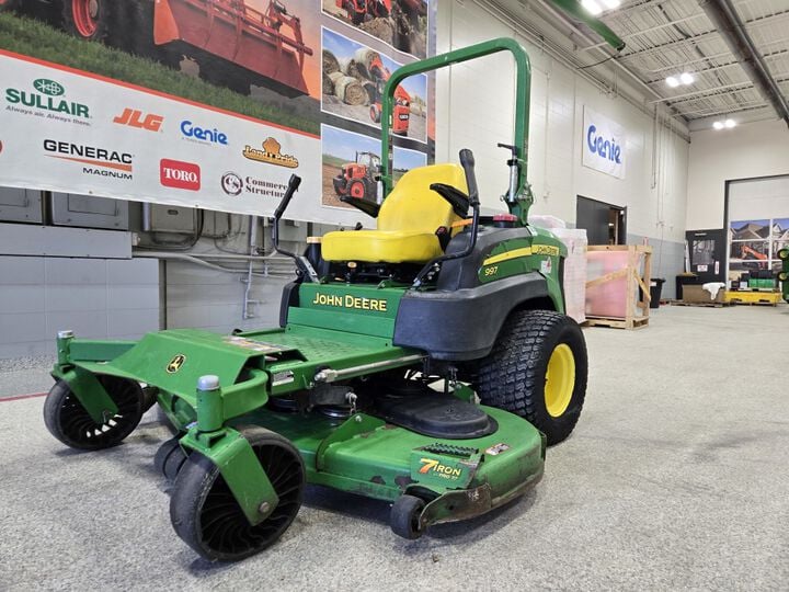 John Deere 997 72 Inch Z-Trak Zero-Turn Mower 2012, large image number 1