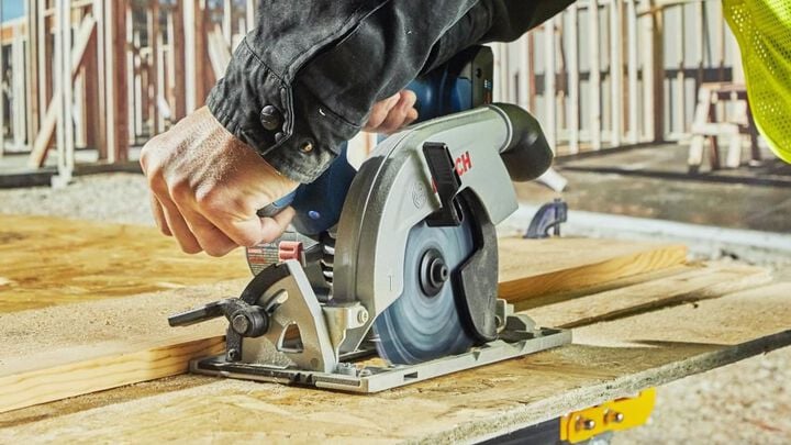 Bosch 18V 6 1/2in Circular Saw Blade Left Kit with 2 CORE18V 4Ah Compact Batteries, large image number 14