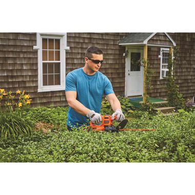 Black and Decker 16 Inch Electric Hedge Trimmer, large image number 4