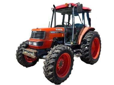 Kubota M6800SDC Utility Tractor - Used 2000