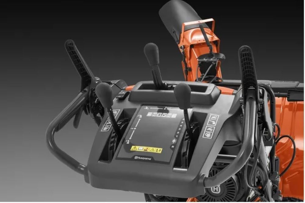 Husqvarna ST 427T Commercial Snow Blower 27in 389cc, large image number 8