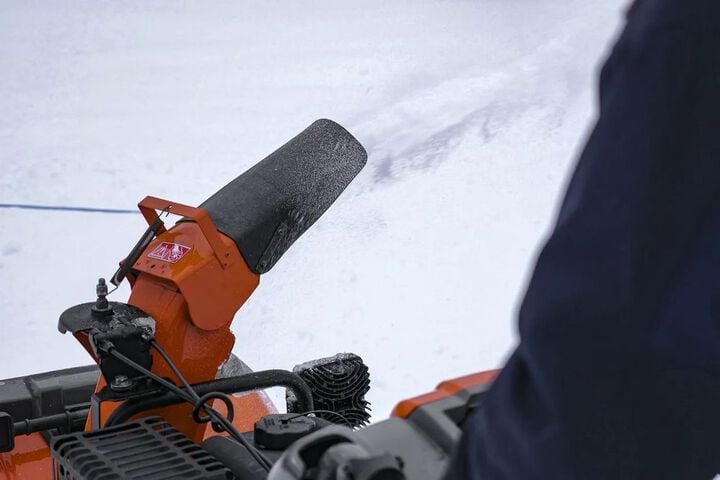 Husqvarna ST 324 Residential Snow Blower 24in 254cc, large image number 10