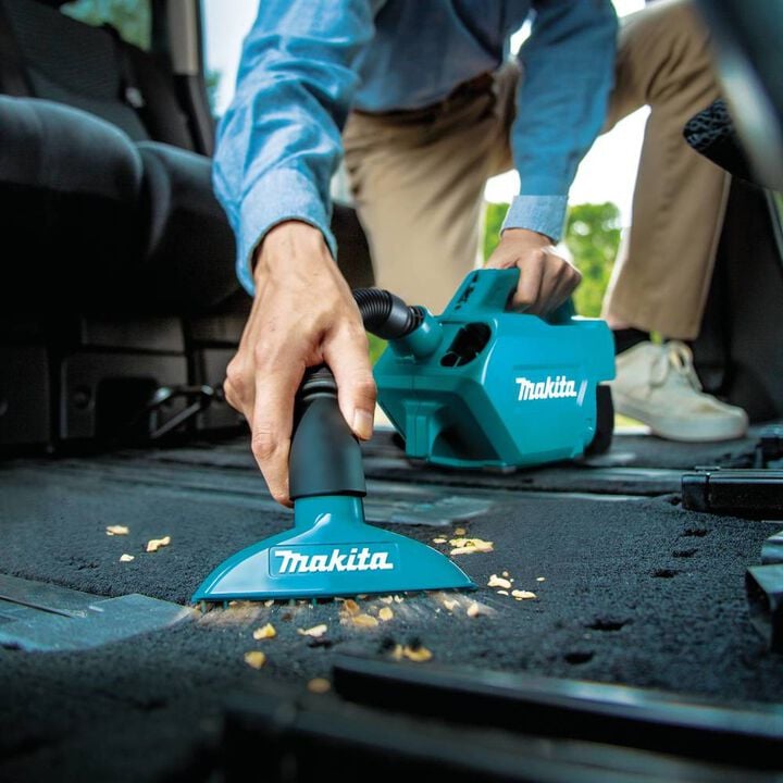 Makita 18V LXT Lithium-Ion Compact Handheld Canister Vacuum Kit (1.5Ah), large image number 11