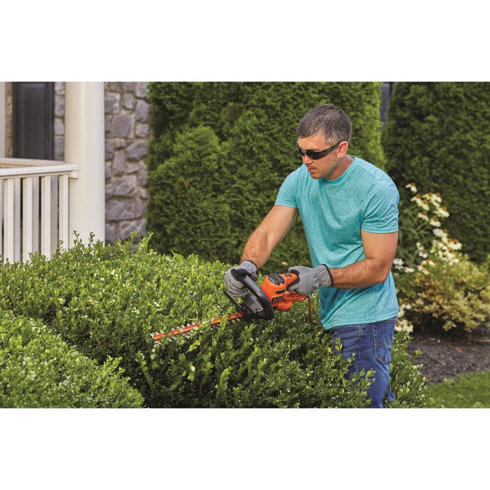 Black and Decker 16 Inch Electric Hedge Trimmer, large image number 4