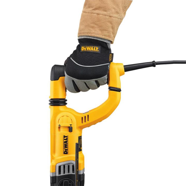 DEWALT 1-1/8 In. SDS Rotary Hammer Kit, large image number 4