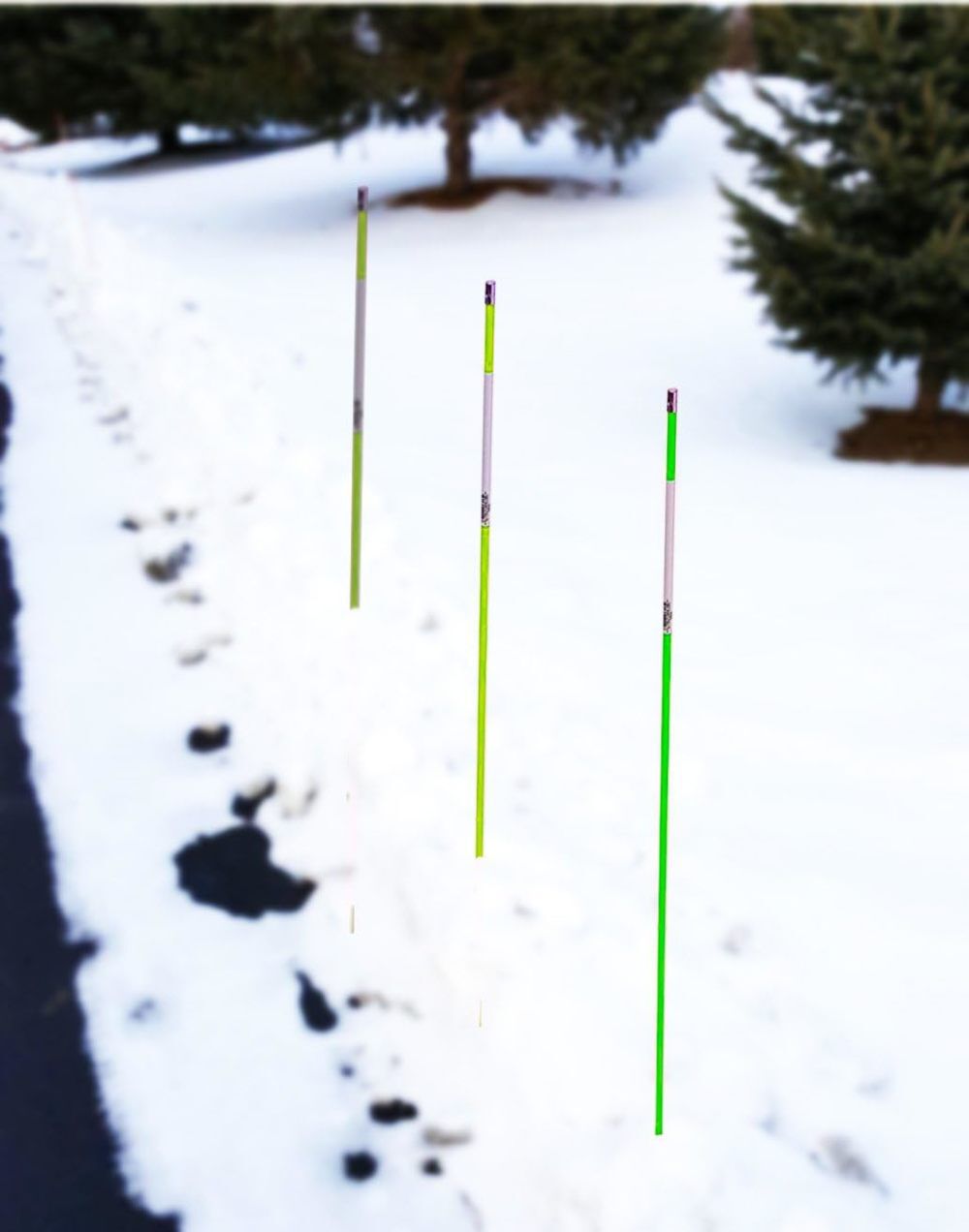 Fiberglass Innovations 48 Inch Yellow Driveway Marker with White Tape, large image number 5