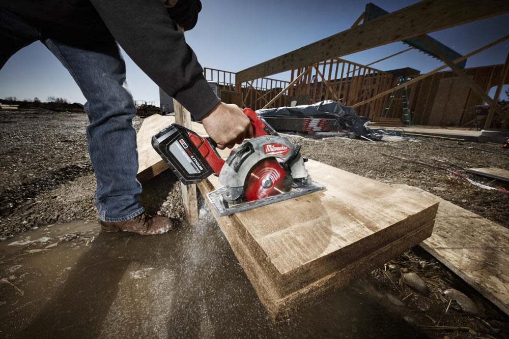 Circular saw best sale milwaukee fuel