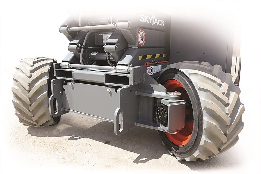 Skyjack Scissor Lift 32' Maximum Platform Height 68in Width Rough Terrain, large image number 5