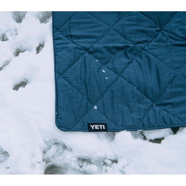 YETI Lowlands Waterproof Blanket Navy, large image number 6
