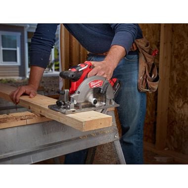 Milwaukee M18 FUEL 6-1/2 in. Circular Saw (Bare Tool) Reconditioned, large image number 2