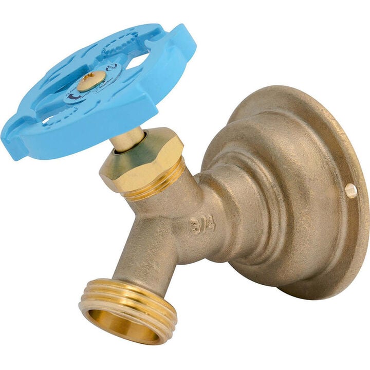 Sharkbite 3/4in MHT T x 3/4in S MHT 45 Deg Brass Hose Bibb