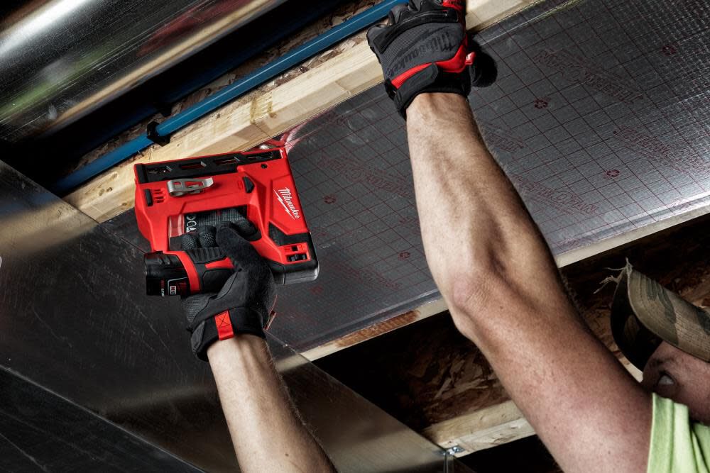 Milwaukee M12 3/8 in. Crown Stapler-Reconditioned (Bare Tool), large image number 4