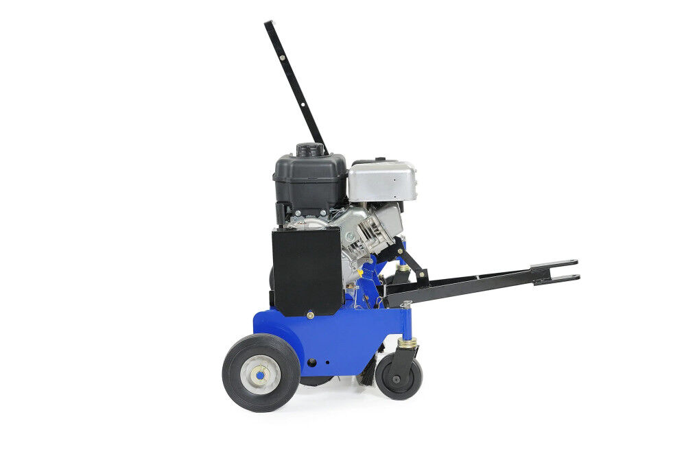 Bluebird 38 Inch 5.5HP Towable Lawn Comber, large image number 2