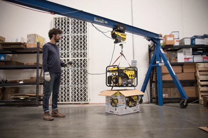 Champion Power Equipment 440/880-Lb Automatic Electric Hoist with Remote Control, large image number 6