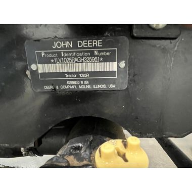 John Deere 1025R 1267cc Diesel Engine-Powered Utility Tractor - 2017 Used, large image number 16