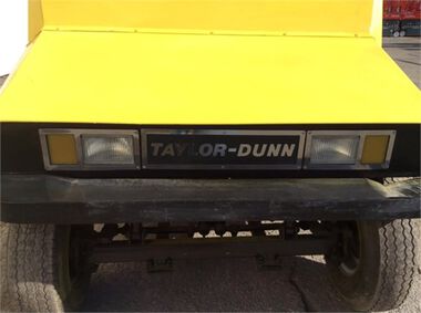Taylor Dunn Electric Utility Cart R3-80-36 - Used, large image number 18