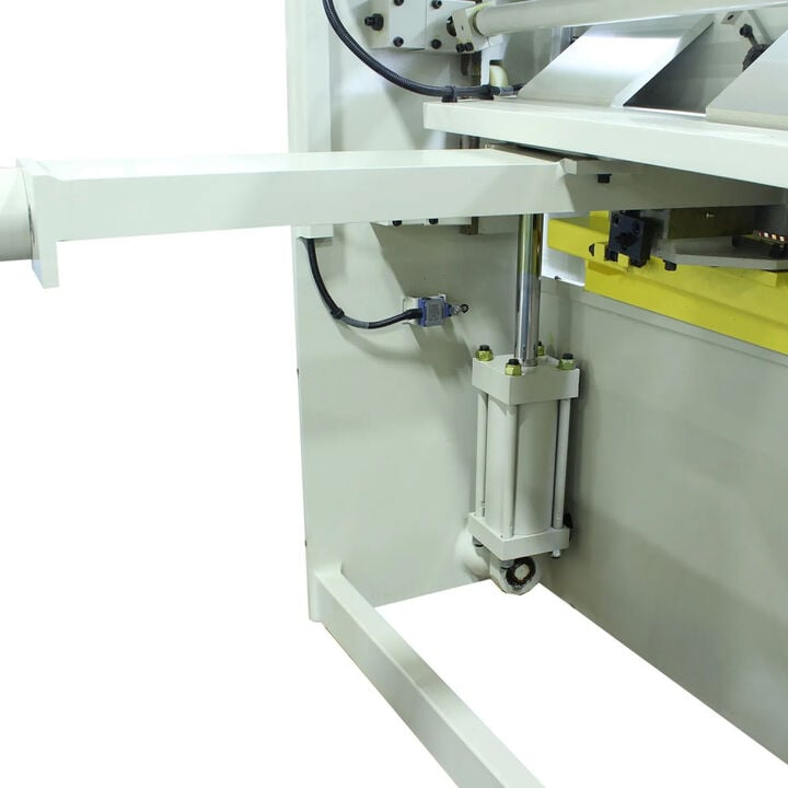 Baileigh SH-120250-HD 120 Inch 1/4 Inch Mild Capacity Hydraulic Plate Shear, large image number 2
