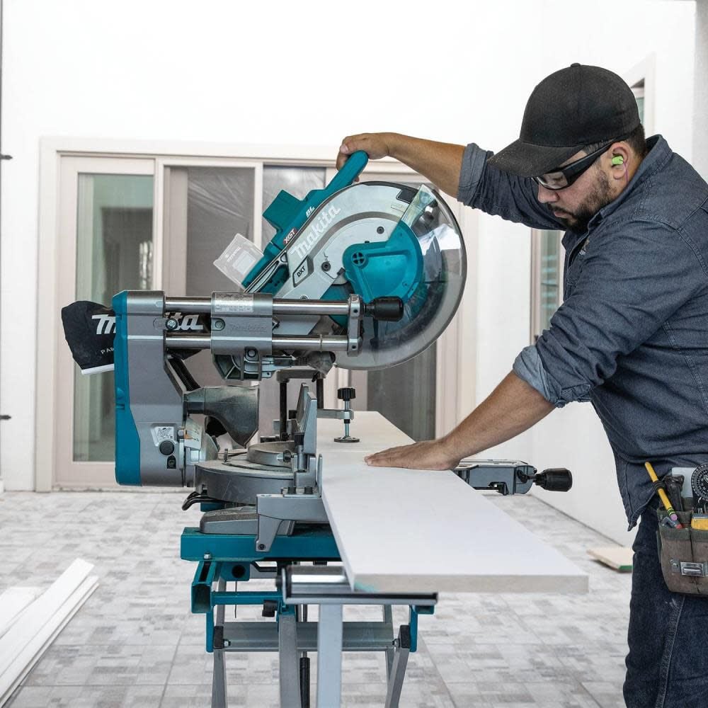 Miter saw store sliding makita