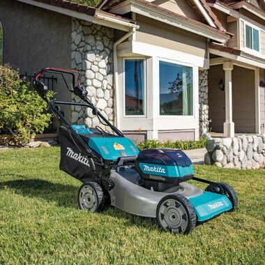 Makita 40V max XGT 21in Lawn Mower Self Propelled Commercial 4Ah Kit Brushless, large image number 3