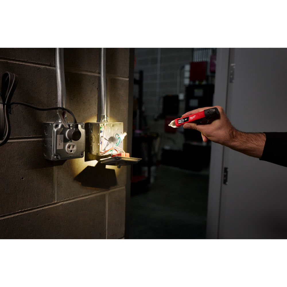 Milwaukee Dual Range Voltage Detector with LED, large image number 8