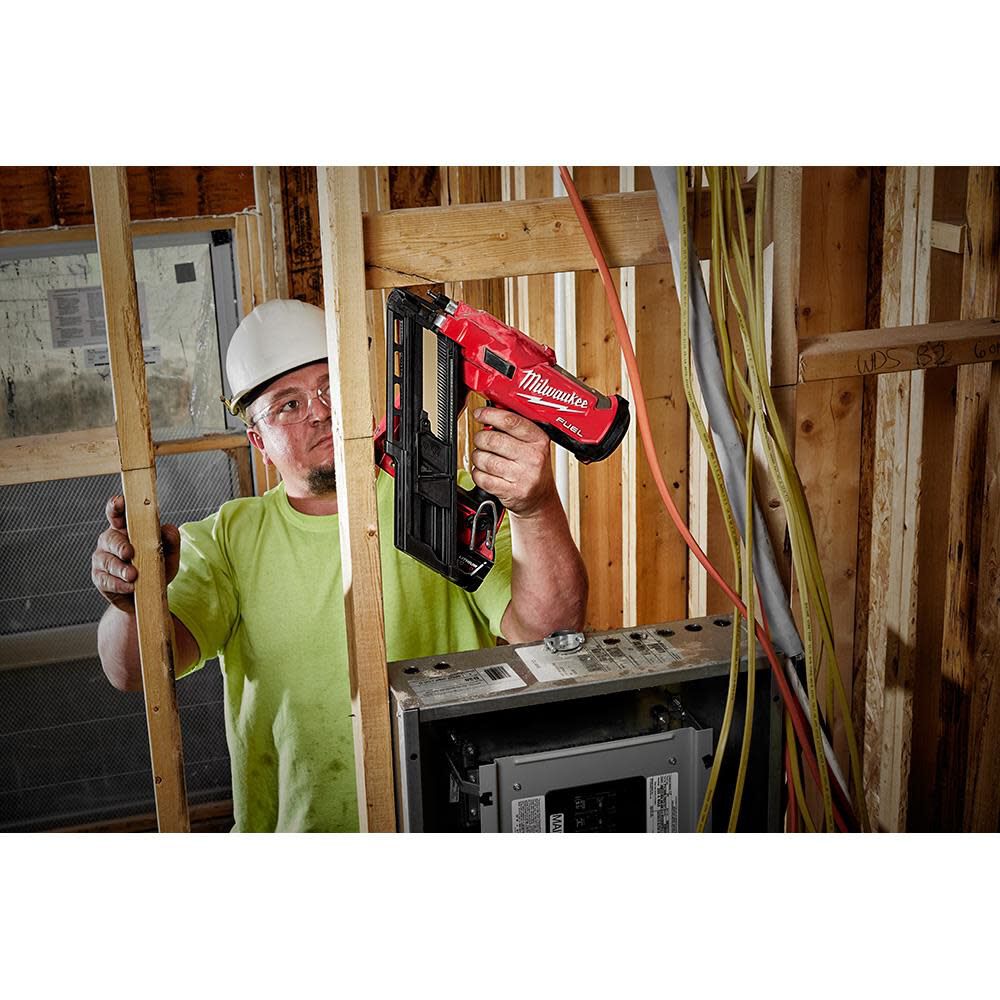 Framing nail new arrivals gun milwaukee