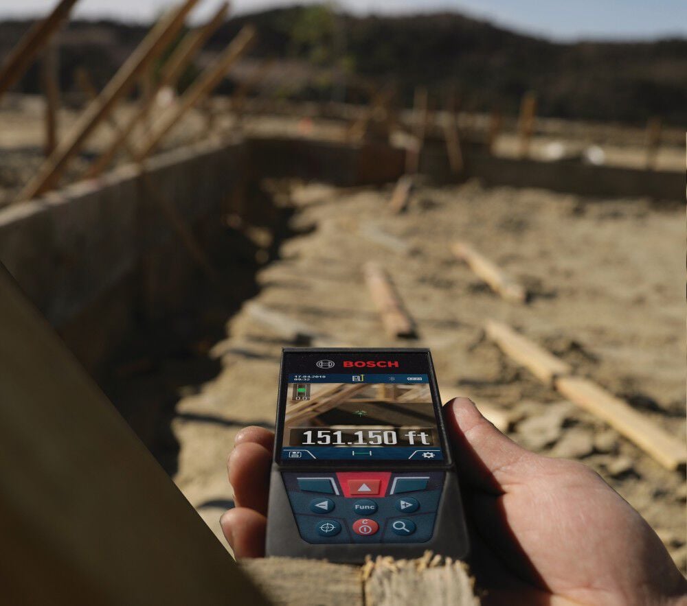 Bosch BLAZE Outdoor Connected Li-Ion 400' Laser Distance Measurer  with Camera, large image number 3