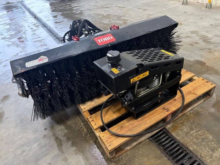 Toro 78596 55 Inch MultiForce Power Broom Used, large image number 6