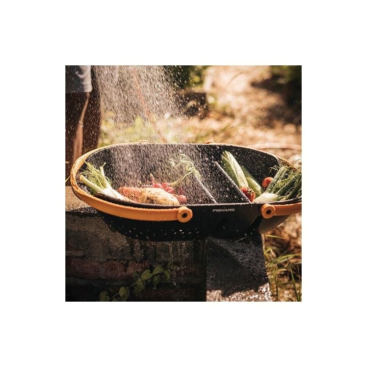Fiskars Black Durable Plastic Garden Harvest Basket, large image number 8