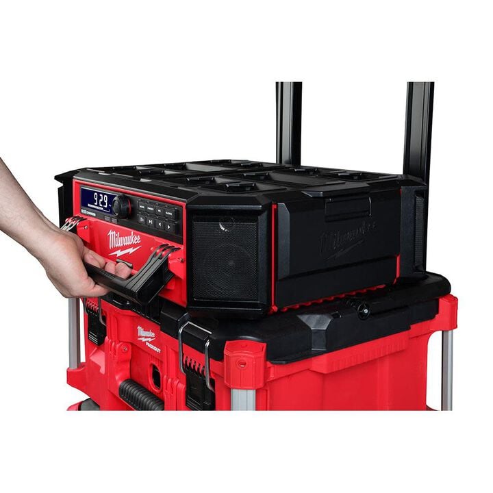 Milwaukee M18 PACKOUT Radio + Charger & 16Qt PACKOUT Cooler Bundle (Bare Tool), large image number 5