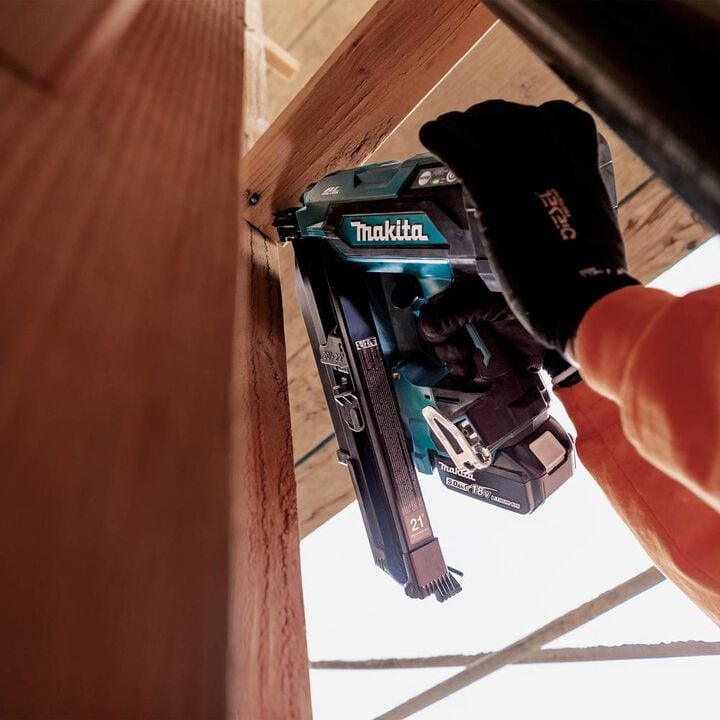 Makita 18V LXT 4.0Ah Lithium-Ion Brushless Cordless 21 Degree Full Round Head 3-1/2 Inch Framing Nailer Kit, large image number 15