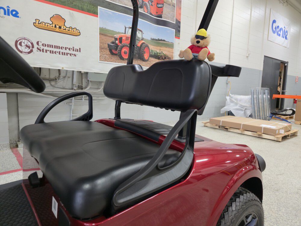 E-Z-GO RXV Valor S+ 2-Person Gas Golf Cart Inferno Red, large image number 9