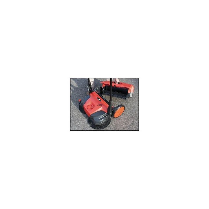 Haaga 677 31in Battery Powered Triple Sweeper, large image number 2