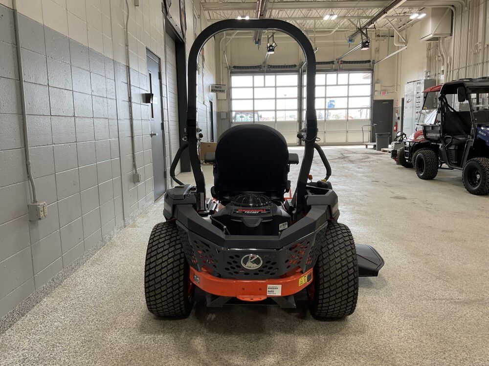 Kubota Z252KW-54 54 Inch Kawasaki Engine Gas-Powered Zero